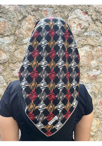 Siyah Zeminde Etnik Desen Pamuklu Yazma Renkli Kare Motifli Başörtüsü Siyah - Çok Renkli