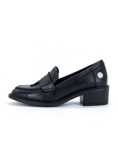 Mammamia D25ka-7210 Siyah Hakiki Deri Kalın Topuklu 4cm Kadın Casual Klasik Ayakkabı Siyah Mammamia D25ka-7210 Siyah Hakiki Deri Kalın Topuklu 4cm Kadın Casual Klasik Ayakkabı Siyah