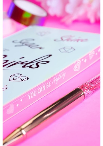 Sgirls- Sert Kapak Planlayıcı Defter 8,5x18,5 Cm , 100 Gr. 80 Yaprak Ivory. Beyaz