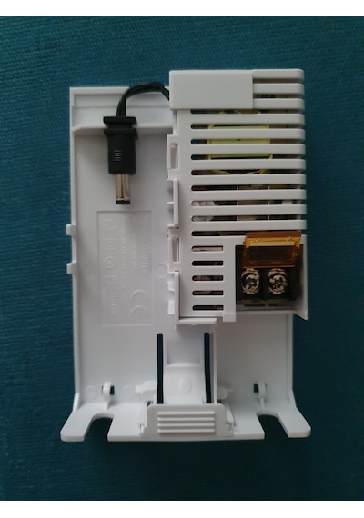 Kamera Adaptörü Dış/Iç Ortam Su Geçirmez 12V/2A Voltaj Koruma