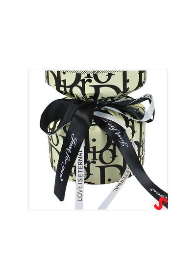 Pvc Kutulu Özel Siyah Lüks Yapay Gül Buketi - 30cm X 15cm