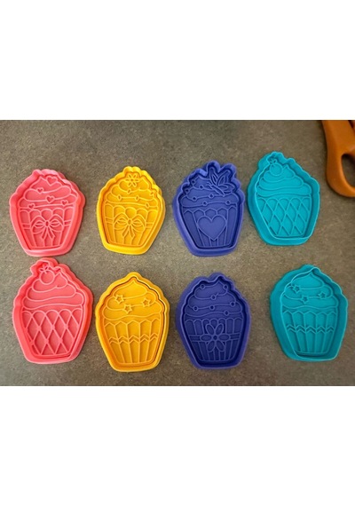 Cupcake Muffin Desenli 8 Parça Pasta Süsleme Kurabiye Kalıbı Seti Çok Renkli