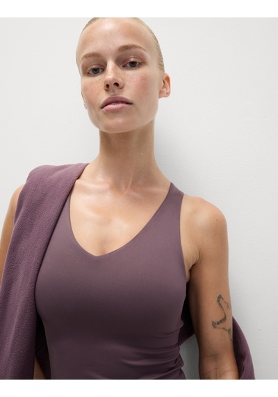Marks & Spencer V Yaka Dolgulu Ve Vücuda Oturan Crop Atlet T51006383 Mor