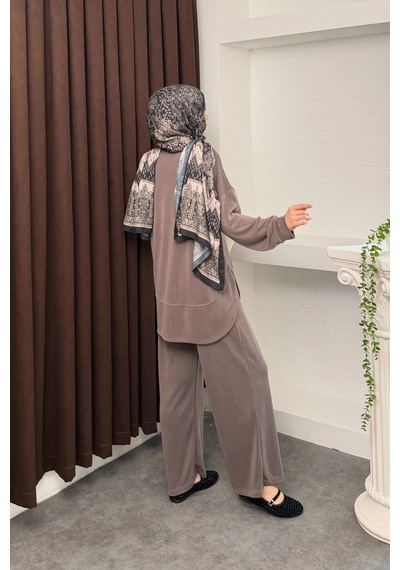 Mihran Butik Kalina Model İthal Pike Kumaş Cep Detaylı Kadın Takım Kahverengi