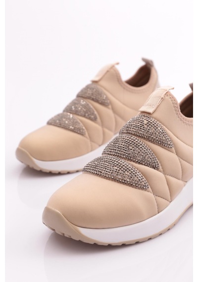 Dgn 222 Kadin Kalin Taban Baklava Desenli Sneaker Ayakkabi 222-2494-R0155 Bej - Beyaz Dgn 222 Kadin Kalin Taban Baklava Desenli Sneaker Ayakkabi 222-2494-R0155 Bej - Beyaz