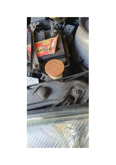 Ford Fiesta Mk6 Ön Cam Yıkama Kapağı