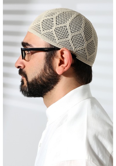 Makine Örgüsü Dantel Detaylı Namaz Takkesi Bej Bej
