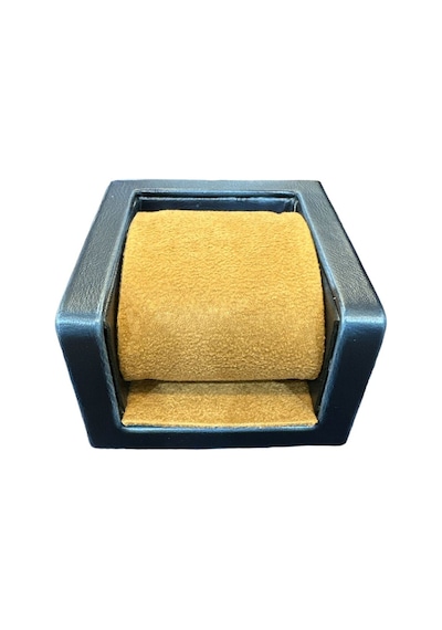 Saat Koltuğu Watch Chair, Tekli Saat Konumlandırma Ve Teşhir Etme Standı