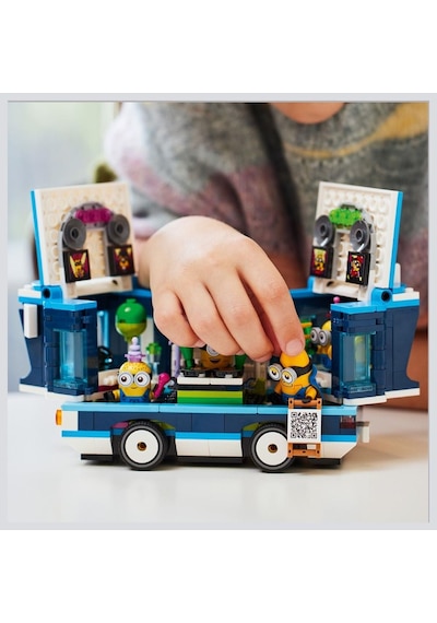 LEGO Minyonların Müzikli Parti Otobüsü 75581