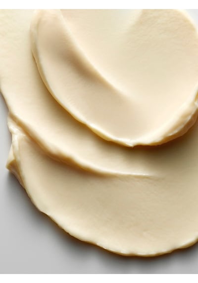 Yaşlanma Karşıtı E Vitamini İçeriği İle Çevresel Faktörlere Karşı Koruma Sağlayan Güneş Kremi 50ml