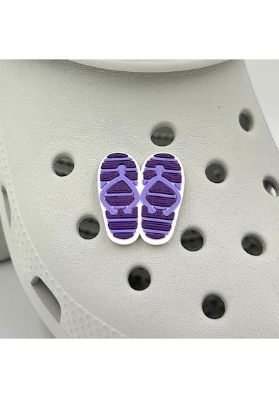 Crocs Terlik Süsü Ve Aksesuarı , Çanta Süsü Jibbitz Parmak Arası Terlik 08 Görsel Logo Aksesuar Mor-lila-beyaz Crocs Terlik Süsü Ve Aksesuarı , Çanta Süsü Jibbitz Parmak Arası Terlik 08 Görsel Logo Aksesuar Mor-lila-beyaz