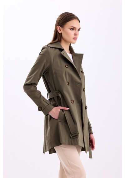 Pastelastore Esnek Pamuk Gabardin Kısa 80cm Omuz Apoletli Kemerli Kadın Trençkot 1120 Haki Yeşil Pastelastore Esnek Pamuk Gabardin Kısa 80cm Omuz Apoletli Kemerli Kadın Trençkot 1120 Haki Yeşil