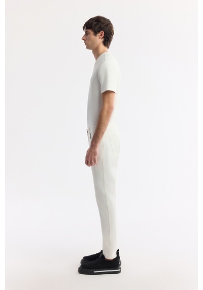 Avva Erkek Kırık Beyaz Klasik Bel Soft Touch Pamuklu Slim Fit Pantolon B003038