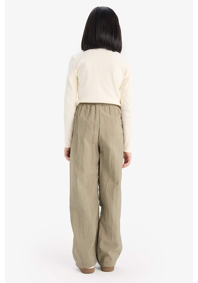 DeFacto Kız Çocuk Beli Lastikli Düz Paça Paraşüt Pantolon D7605A825SMKH465 Haki