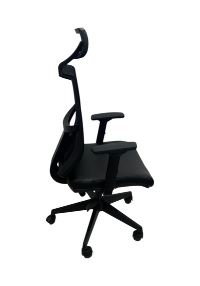 Fuksit Müdür Koltuğu Black Leather Siyah Fuksit Müdür Koltuğu Black Leather Siyah