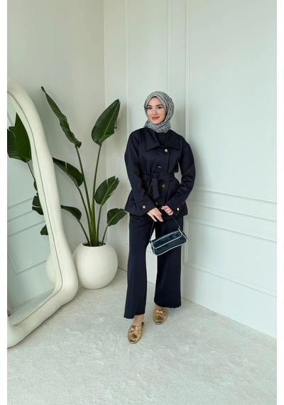 Mihran Butik Sophie Model Bel Kemer Ve Düğme Detaylı Kadın Takım Lacivert Lacivert