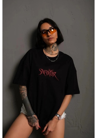 Assema Kadın Baskılı T-shirt Oversize Kısa Kol Bisiklet Yaka Tişort- Siyah Çok Renkli