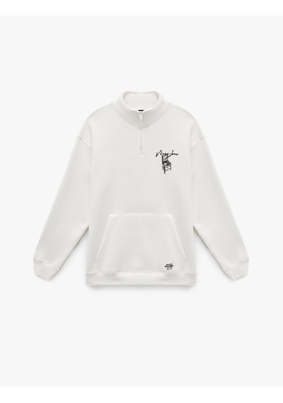 Koton Cepli Şardonlu Yarım Fermuarlı Lisanslı Van Gogh Baskılı Oversize Sweatshirt Beyaz 6wam70132mk Koton Cepli Şardonlu Yarım Fermuarlı Lisanslı Van Gogh Baskılı Oversize Sweatshirt Beyaz 6wam70132mk