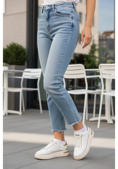 Beyaz Bağcıklı Hafif Esnek Kadın Sneaker Lady 028 Z Beyaz