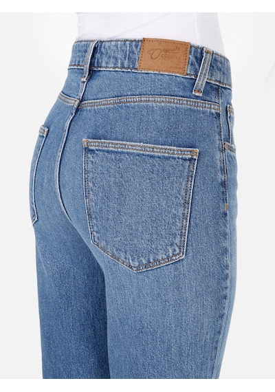 Colins 884 Lauren Düz Fit Yüksel Bel Düz Paça Mavi Kadın Pantolon Cl1070943 Denim Colins 884 Lauren Düz Fit Yüksel Bel Düz Paça Mavi Kadın Pantolon Cl1070943 Denim