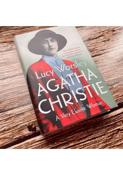 Agatha Christie: The Sunday Times Bestselling Biography Of The Legendary Creator Of Hercule Poirot And Miss Marple Çok Renkli Agatha Christie: The Sunday Times Bestselling Biography Of The Legendary Creator Of Hercule Poirot And Miss Marple Çok Renkli