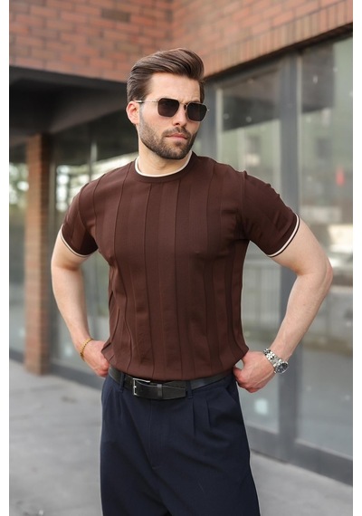 Madmext Kahverengi Bisiklet Yaka Regular Fit Triko Erkek Tişört E7487