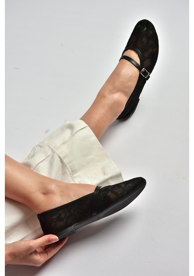 Fox Shoes Y726864006 Siyah Dantelli Kadın Babet