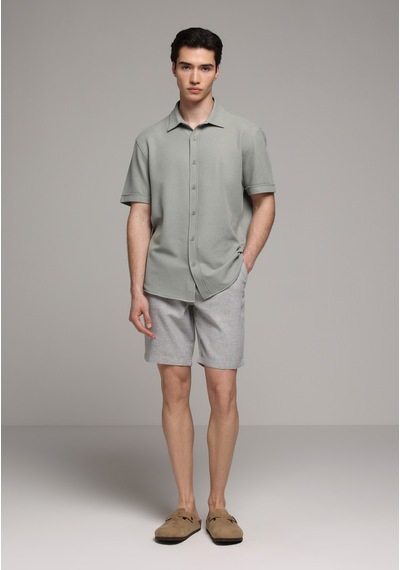 Colin's Colins Regular Fit Shirt Neck Düz Erkek Yeşil Uzun Kol Gömlek Cl1080098 Q1.v2 Sag Çok Renkli Colin's Colins Regular Fit Shirt Neck Düz Erkek Yeşil Uzun Kol Gömlek Cl1080098 Q1.v2 Sag Çok Renkli