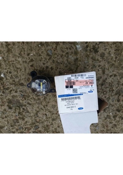 Sis Lambası Sağ Ford Focus/xc40nan2018- Oem No: Jx7b 15a254 Ab Tst27873