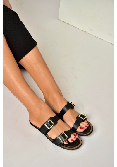 Fox Shoes Y973291109 Siyah Toka Detaylı Kadın Terlik Siyah