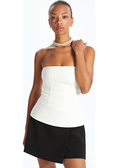 Lcw Vision Beyaz Straplez Yaka Peplum Bluz
