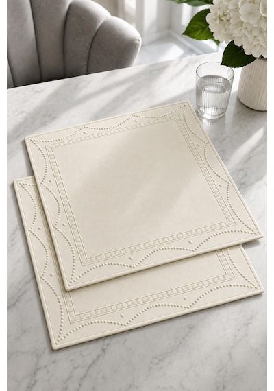 Nakışlı Deri Amerikan Servis 2'li Set Çift Taraflı Kare Supla 40x40 Cm Olise Bej