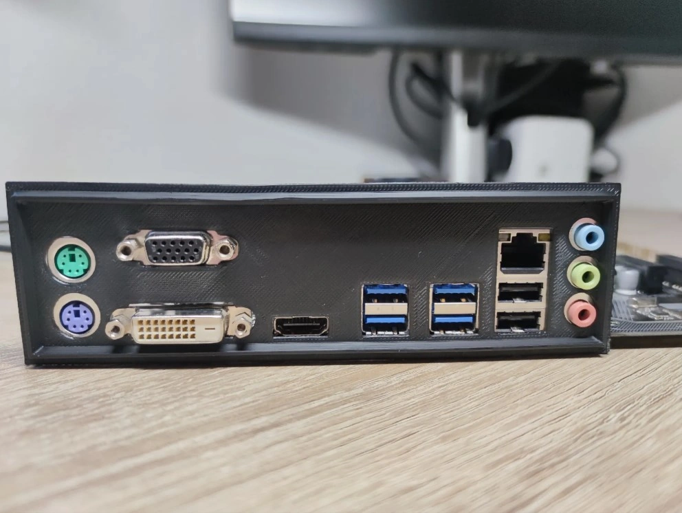Gigabyte Ga A320m S2h Uyumlu Anakart Arka Aynası