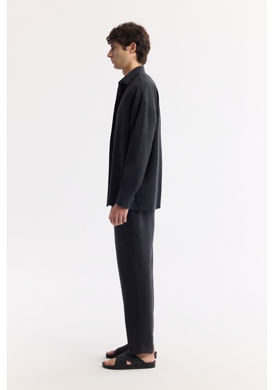 Avva Erkek Siyah Alttan Britli Yaka Soft Touch Oversize Fit Gömlek A51y2168