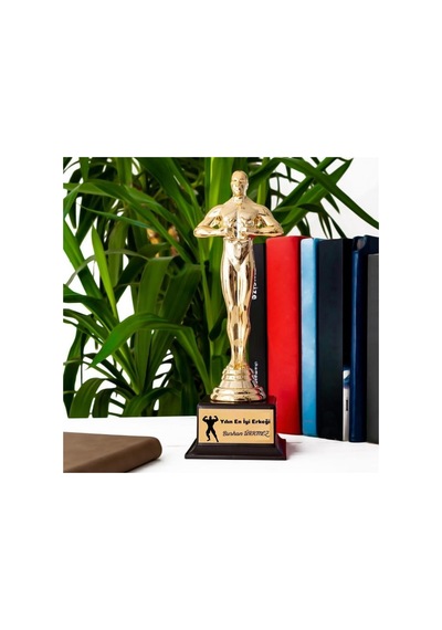 Yılın En İyi Erkeği Oscar Ödülü