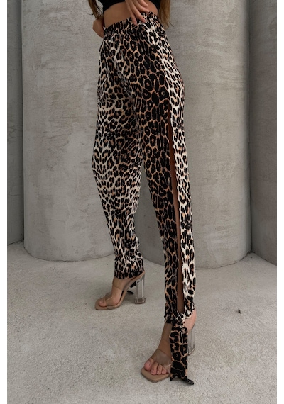 Lesa Wear Leopar Desenli Yumuşacık Yüksel Bel Likralı Yırtmaç Detaylı Jarse Pantolon Flared Leopar