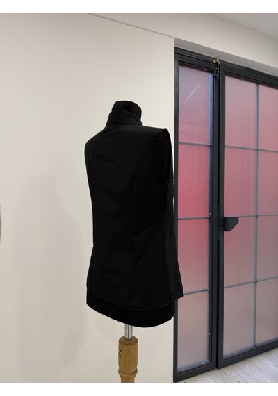 Pera Moda Sıfır Kol Mevsimlik Poplin Gömlek Siyah