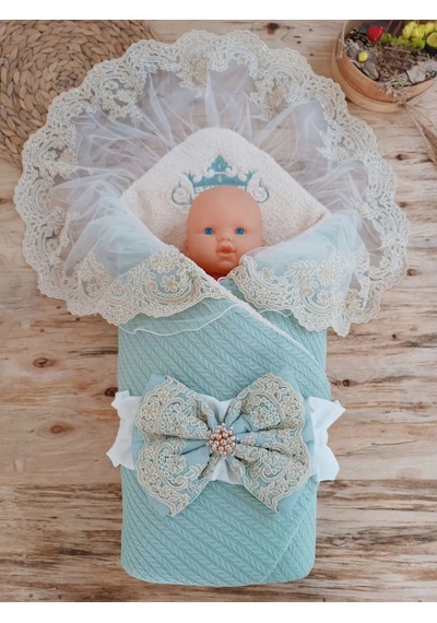 Yenidoğan Kuzulu Taç Nakış Güpürlü Fiyonklu Duvaklı Prizma Taş Unisex Kundak Bebek Battaniyesi Su Yeşili Çok Renkli