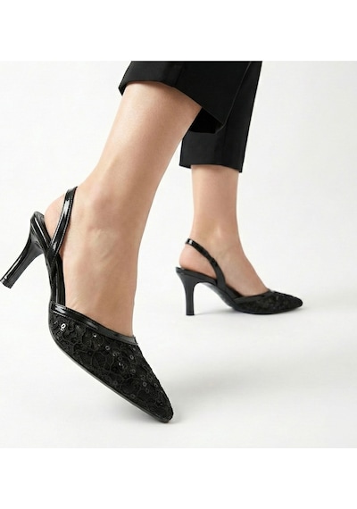 Giamgia Kadın Dantel İşlemeli Sivri Burun İnce Topuklu Stiletto Gelin Abiye Ayakkabı-2313 Siyah Giamgia Kadın Dantel İşlemeli Sivri Burun İnce Topuklu Stiletto Gelin Abiye Ayakkabı-2313 Siyah