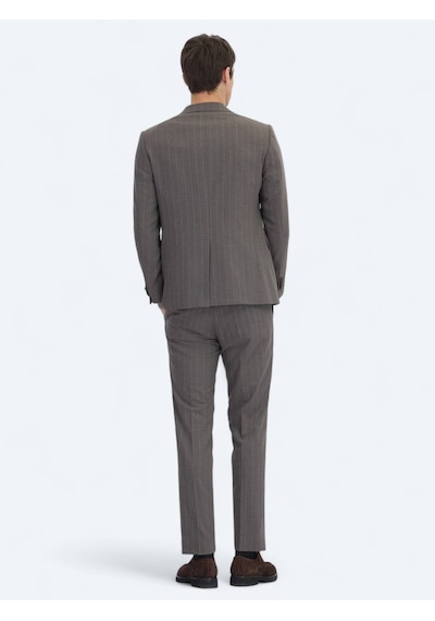 Kip Kahverengi Çizgili Modern Fit Yün Karışımlı Takım Elbise Kahverengi
