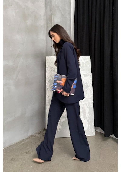 Msm Fashion Kadın İkili Blazer Ceket Pantolon Takım Aksesuar Ve Düğme Detaylı Bol Paça Lacivert Msm Fashion Kadın İkili Blazer Ceket Pantolon Takım Aksesuar Ve Düğme Detaylı Bol Paça Lacivert