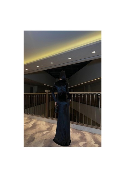 Genel Markalar Kadın Modern Tasarım V Yaka Taş Detaylı Uzun Kollu Abiye Elbise Siyah - 925383534 Siyah Genel Markalar Kadın Modern Tasarım V Yaka Taş Detaylı Uzun Kollu Abiye Elbise Siyah - 925383534 Siyah