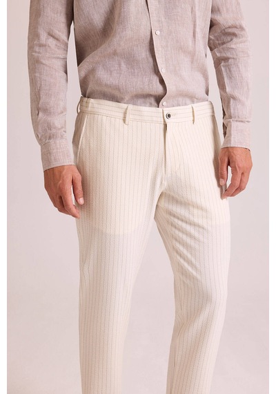Ysf Erkek Krem Regular Fit Tiamo Sivri Yaka Takım Elbise Krem