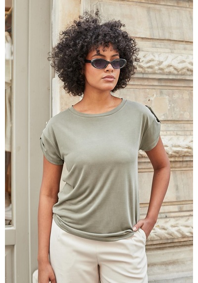 Jument Kadın Modal Penye Geniş Sıfır Yaka Düşük Omuzlu Apoletli Kısa Kol T-shirt Bluz-haki Haki Jument Kadın Modal Penye Geniş Sıfır Yaka Düşük Omuzlu Apoletli Kısa Kol T-shirt Bluz-haki Haki