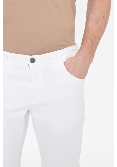 Ac&co Erkek Beyaz 360 Derece Her Yöne Esneyen Rahat Slim Fit Pantolon