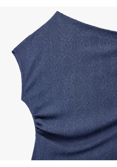 Koton Asimetrik Yaka Kolsuz Drape Detaylı Bluz Mavi 6skg60097ak Mavi
