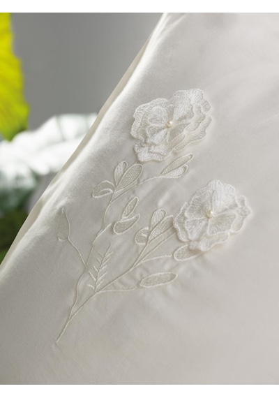 Cotton Box 3D Nakışlı Çift Kişilik Saten Nevresim Takımı Pure Ekr