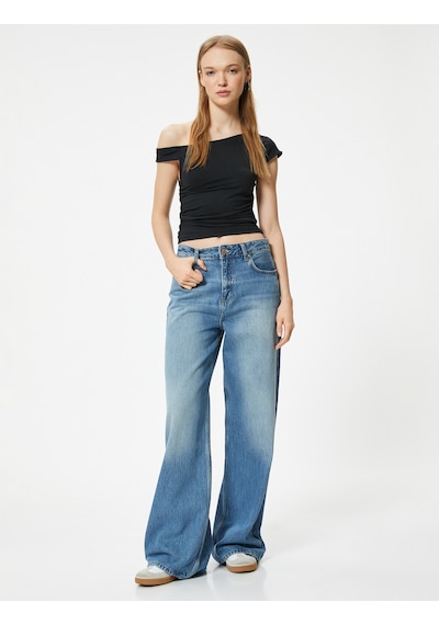 Koton Kolsuz Bluz Omuz Detaylı Drapeli Kayık Yaka Slim Fit Siyah 4sal30189ık