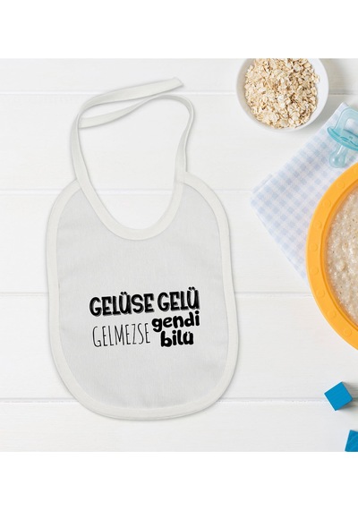 BK Kids Gelüse Gelü Tasarımlı Beyaz Bebek Mama Önlüğü-1 Beyaz