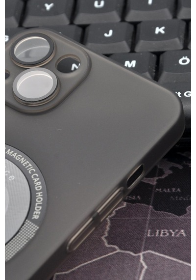 Apple Uyumlu iPhone 13 Uyumlu Siyah Renkli Yarı Şeffaf İnce Sert Kapak Kılıf Kamera Lens Korumalı Siyah -